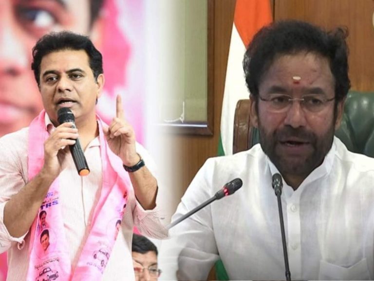 టీఆర్‌ఎస్‌, బీజేపీ మధ్య ఆగని ట్వీట్‌ వార్‌..