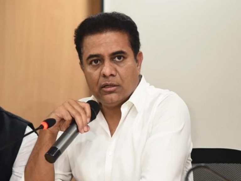 KTR: బలహీనవర్గాల కోసం బలంగా నిలబడే వ్యక్తి కేసీఆర్