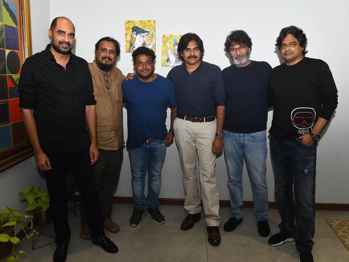 Bheemla Nayak Party : స్పెషల్ ఫొటోతో అభిమానులకు ట్రీట్