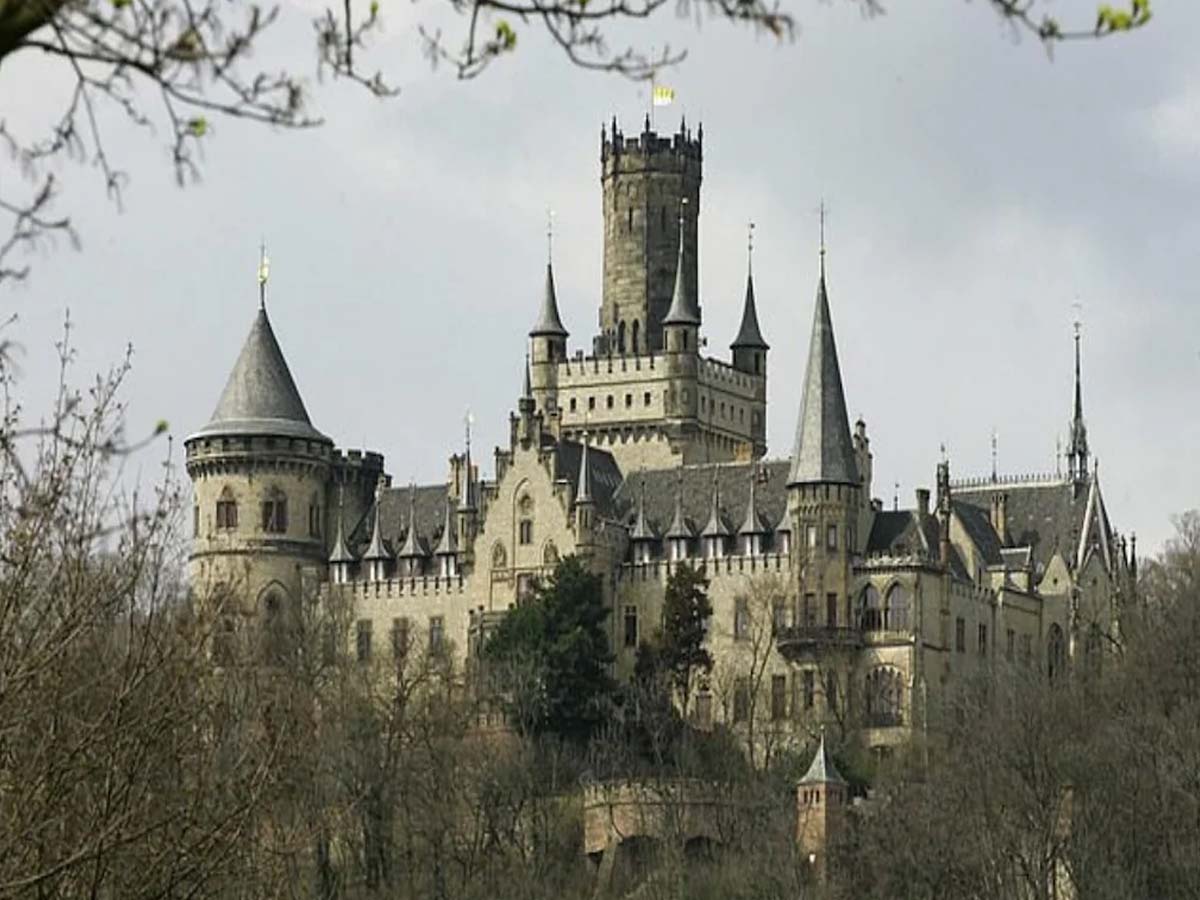 ఆ కోట ఖ‌రీరు కేవ‌లం రూ. 88 మాత్ర‌మే…