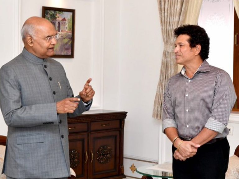 Sachin: రాష్ట్రపతిని కలిసిన సచిన్ టెండూల్కర్