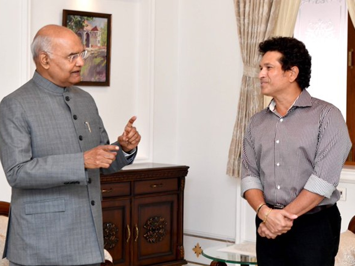 Sachin: రాష్ట్రపతిని కలిసిన సచిన్ టెండూల్కర్