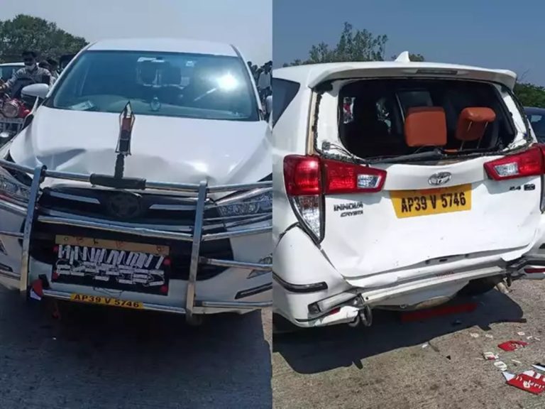 Sajjala: ఏపీ ప్రభుత్వ సలహాదారుడికి తప్పిన ప్రమాదం