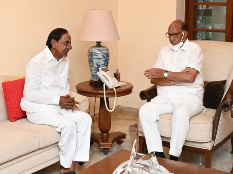 CM KCR: దేశంలోనే శరద్ పవార్ సీనియర్ నేత.. త్వరలోనే భవిష్యత్ కార్యాచరణ