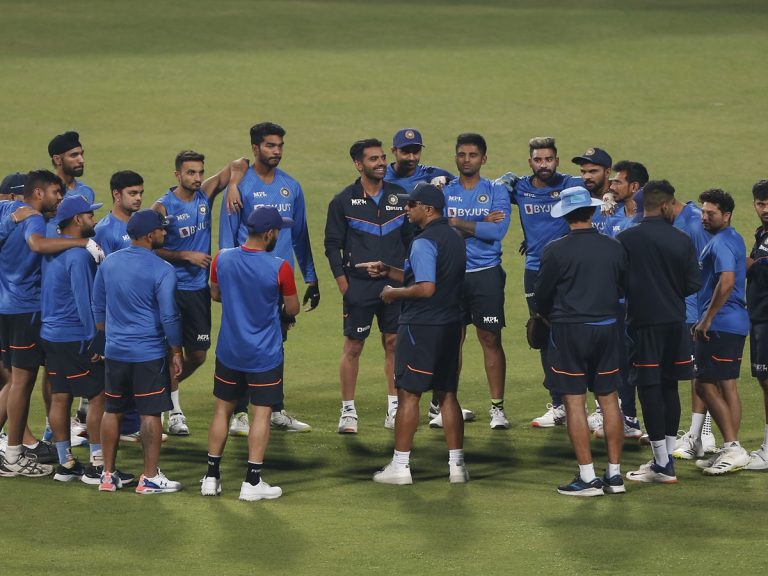 BCCI: భారత్‌-శ్రీలంక సిరీస్ షెడ్యూల్‌లో మార్పులు