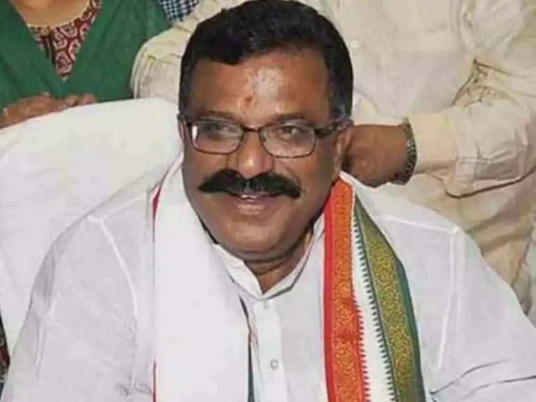 ఉద్యోగుల ఉద్యమాన్ని నీరు గార్చేందుకే కొత్త జిల్లాల ప్రతిపాదన: కోట్ల సూర్య ప్రకాష్ రెడ్డి