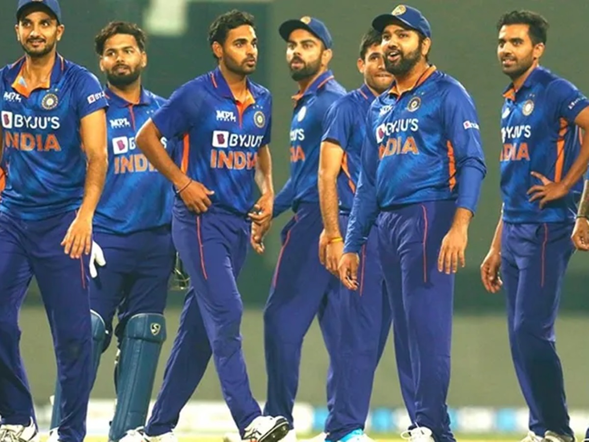 ICC T20 Rankings: అగ్రస్థానానికి దూసుకెళ్లిన టీమిండియా