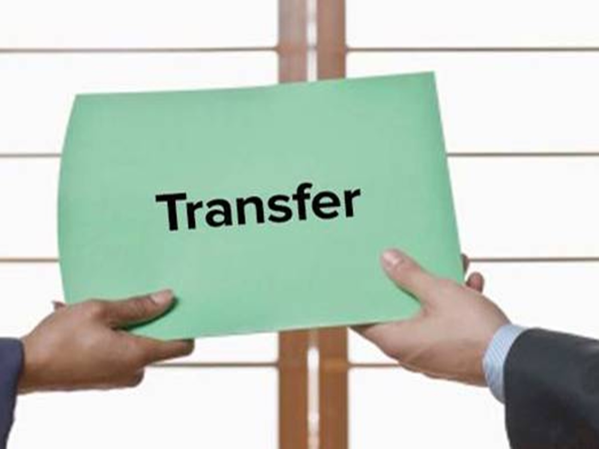 Andhra Pradesh: ఏపీ సర్కారు మరో కీలక నిర్ణయం.. కడప జైలర్ వరుణారెడ్డి బదిలీ