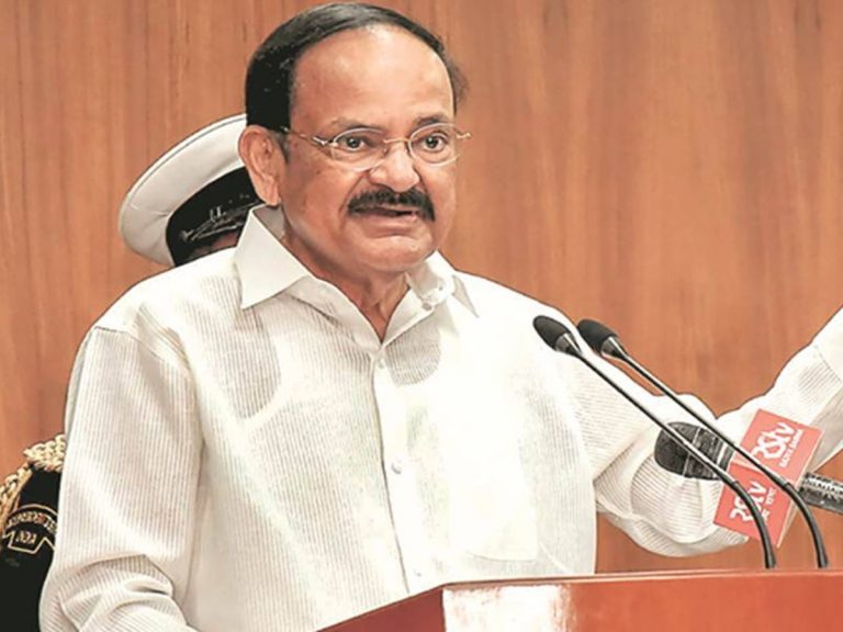 Venkaiah Naidu: చట్టసభల గౌరవాన్ని కాపాడండి..
