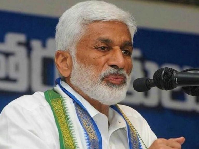 VijayaSaiReddy: గుంటనక్కలను చంద్రబాబు ఉసిగొల్పుతున్నాడు