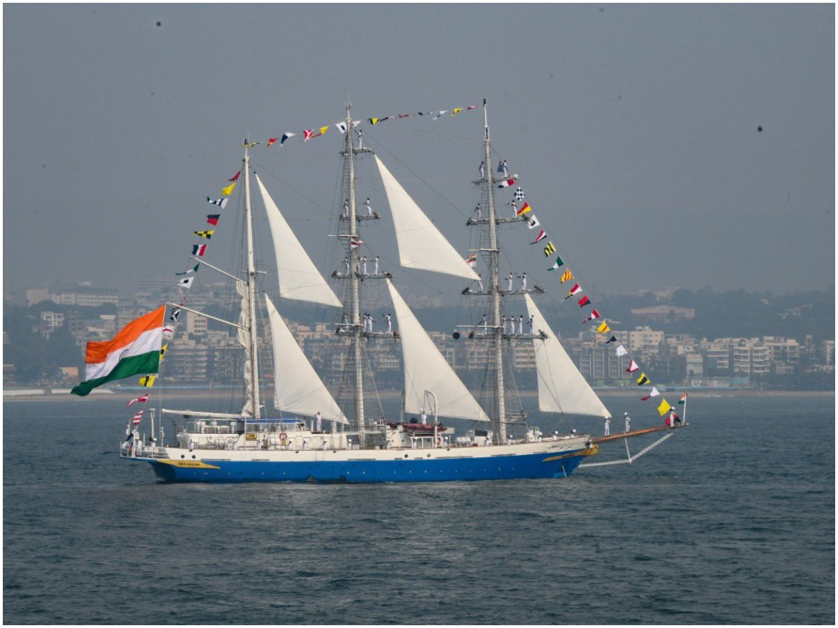 Presidential Naval Fleet Review: యుద్ధనౌకల సమీక్షకు వేదికైన విశాఖ