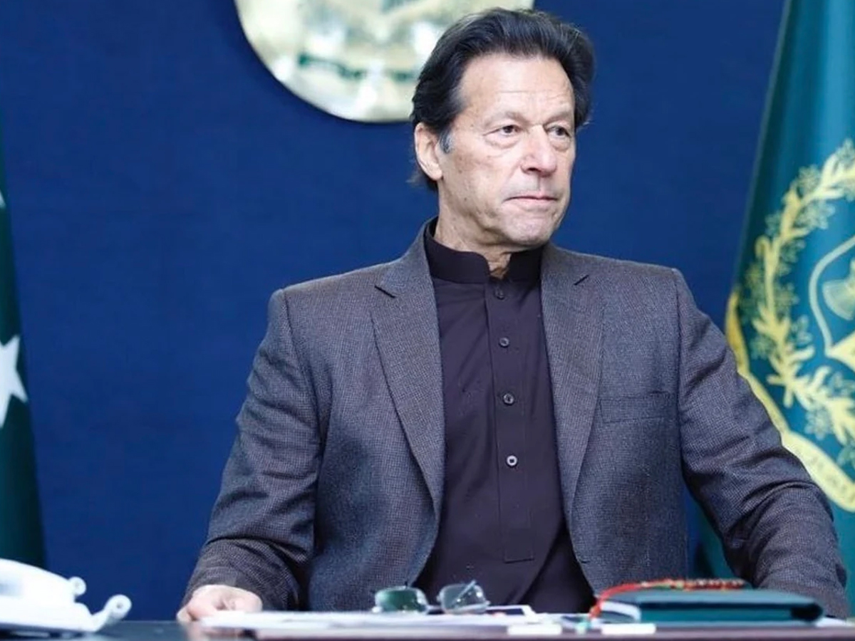 Pakistan: ఇమ్రాన్ ఖాన్‌కు పదవీగండం..