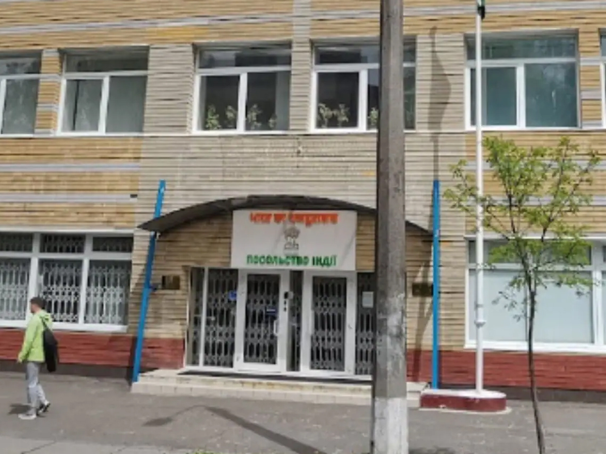 Ukraine crisis: భారత రాయబార కార్యాలయం తరలింపు..