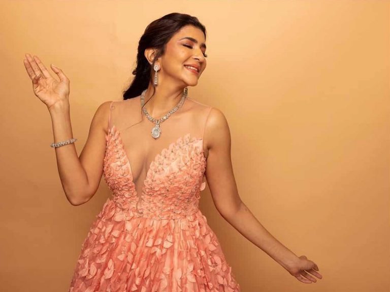 Manchu Lakshmi : స్టార్ కిడ్… అయినా బాడీ షేమింగ్, కాస్టింగ్ కౌచ్‌ తప్పలేదు !