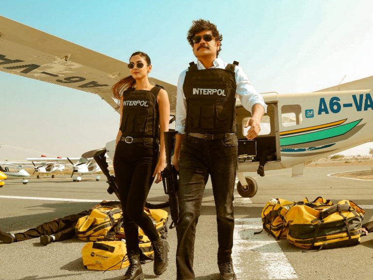 The Ghost: దుబాయ్ కు బై బై చెప్పిన నాగ్..!