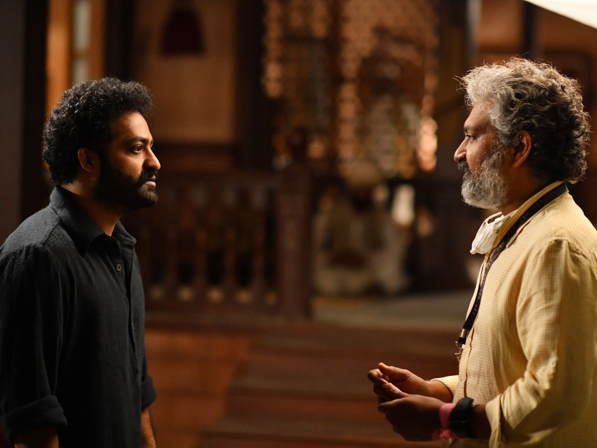 RRR : డబ్బింగ్ కోసం తారక్ ఎన్ని రోజులు తీసుకున్నాడంటే ?