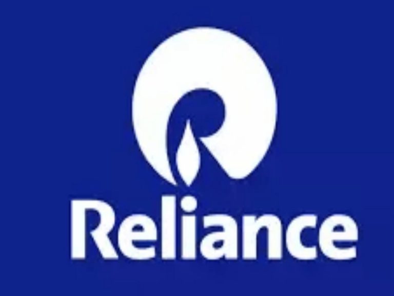 Mukesh Ambani: అంబానీ చేతికి మరో దిగ్గజ సంస్థ