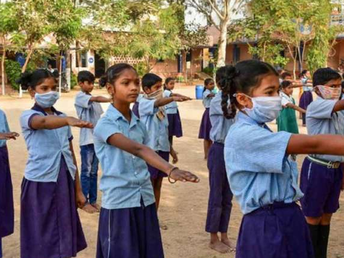 Telangana: 16 నుంచి ఒంటిపూట బడులు