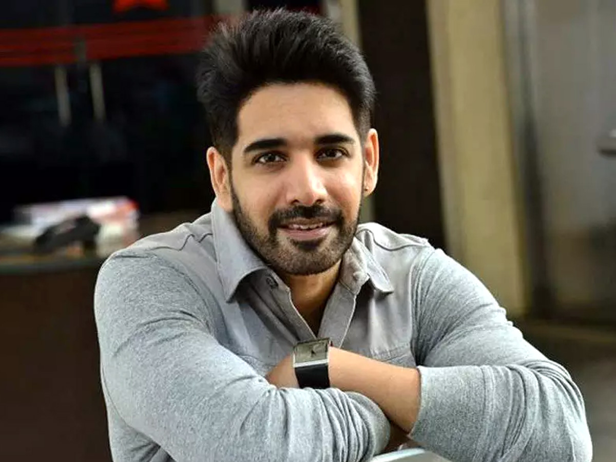 Sushanth : ప‌ట్టు వీడ‌ని సుశాంత్!