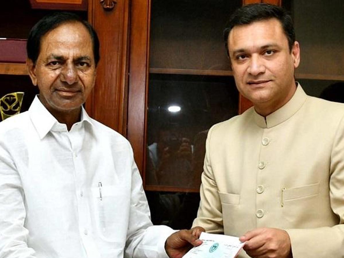 CM KCR : సీఎంపై అక్బరుద్దీన్‌ ప్రశంసల వర్షం