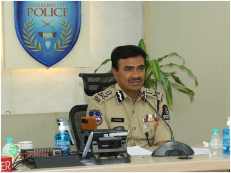 CV Anand: సిటీ పోలీస్ జాబ్ మేళాకు మంచి స్పందన