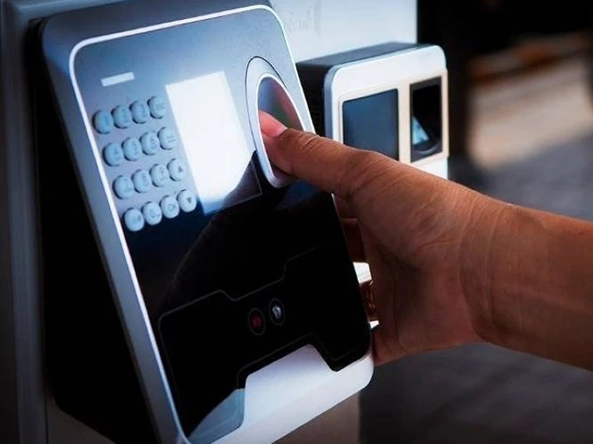 Andhra Pradesh: ఏప్రిల్ 1 నుంచి ప్రభుత్వాస్పత్రుల్లో బయోమెట్రిక్ హాజరు