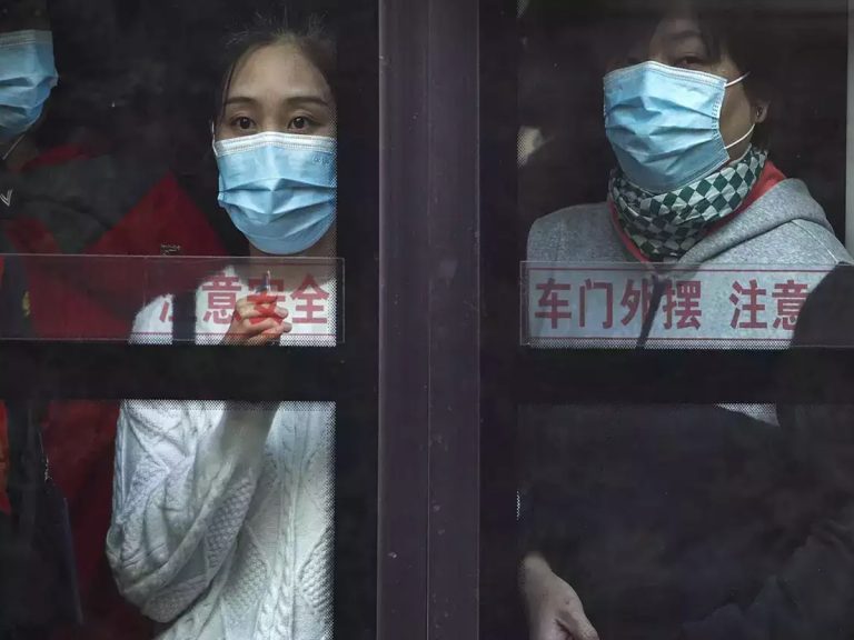 Corona virus: చైనాలో మళ్లీ లాక్‌డౌన్.. కఠిన ఆంక్షలు అమలు