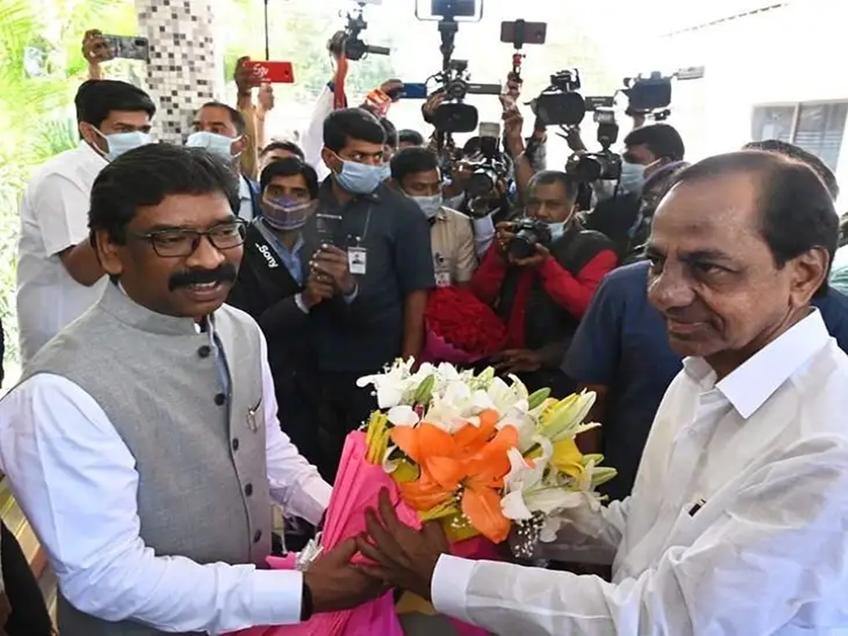 CM KCR: దేశాన్ని సరికొత్త పంథాలో కొత్త విధానంలో నడిపించాలి