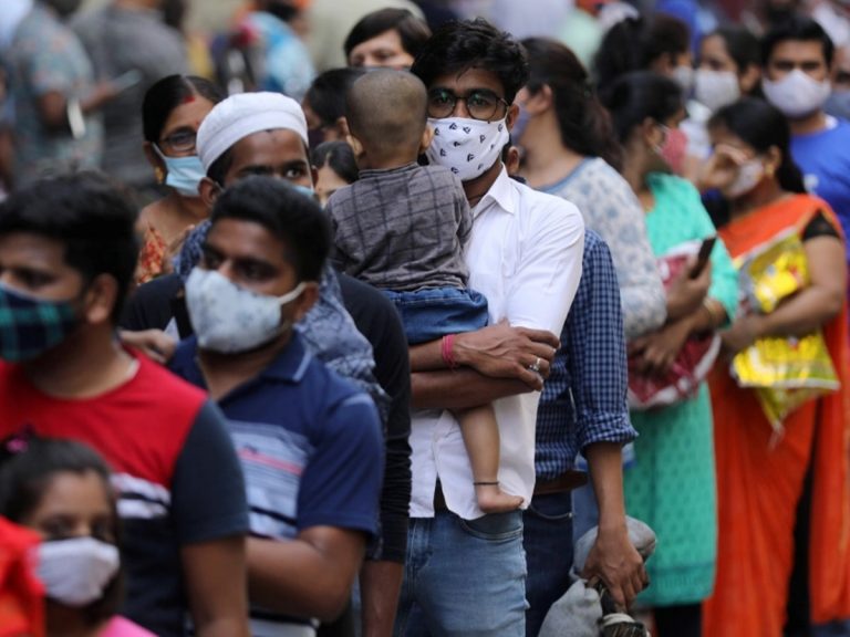 Corona Restrictions: కేంద్రం కీలక ప్రకటన.. కరోనా నిబంధనలు పూర్తిగా ఎత్తివేత