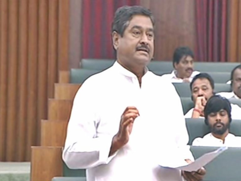 YCP MLA Dharmana: చట్టాలు చేసే అధికారం న్యాయవ్యవస్థకు లేదు