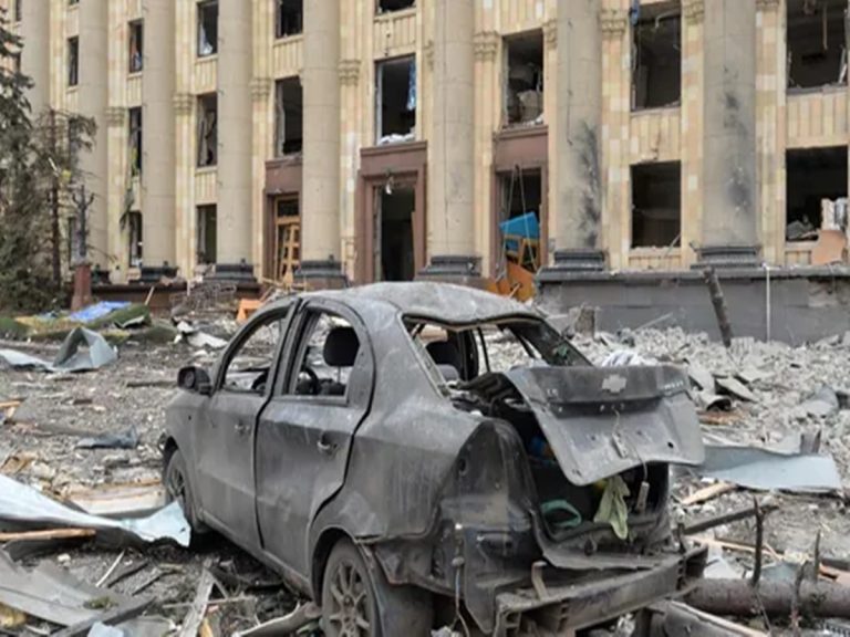 Russia Ukraine War: రష్యా దాడుల్లో భారత విద్యార్థి మృతి