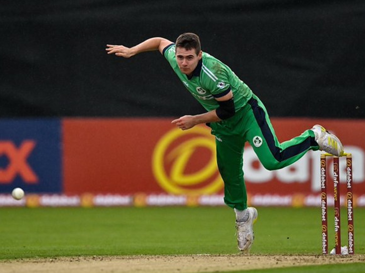 IPL 2022: ధోనీ జట్టులోకి ఐర్లాండ్ యువ పేసర్