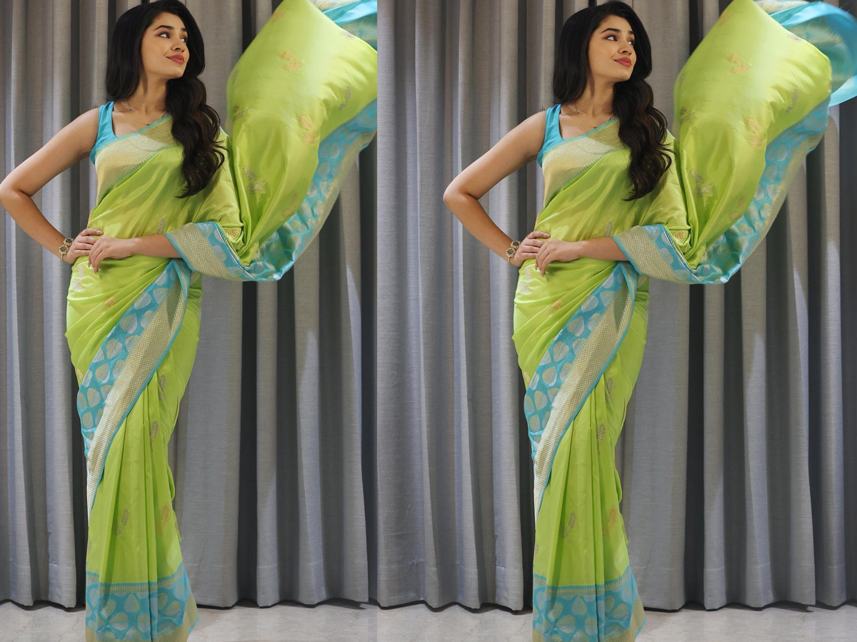 Krithi Shetty: చిలక పచ్చ కోక.. పెట్టించినాది కేక