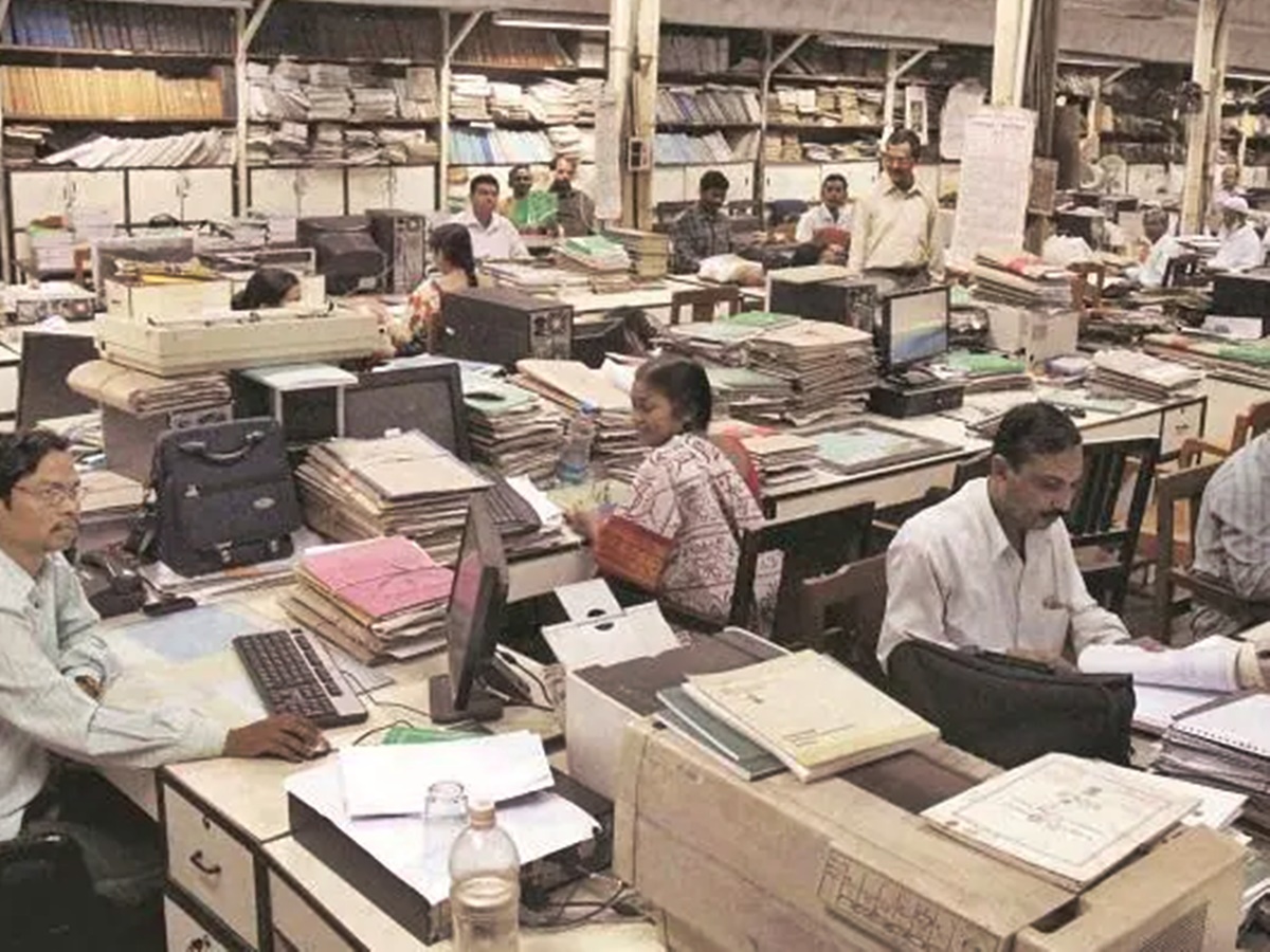 Manipur: ప్రభుత్వం కీలక నిర్ణయం.. వారానికి ఐదురోజులే పనిదినాలు