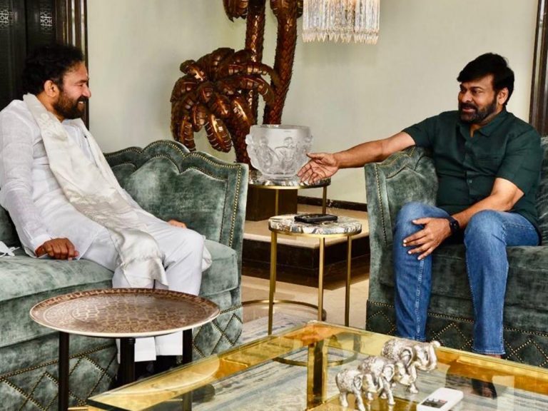 Tollywood: చిరంజీవి నివాసానికి వెళ్లిన కేంద్రమంత్రి కిషన్‌రెడ్డి