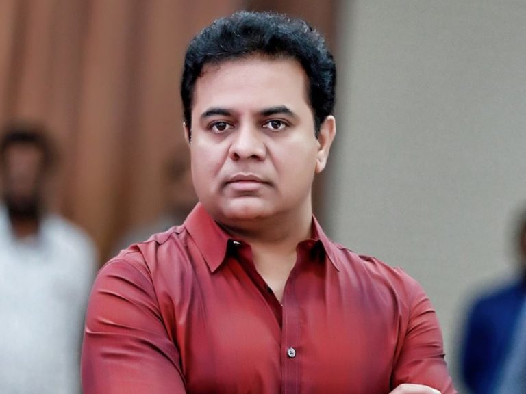 Minister KTR: కేటీఆర్ సీఎం కావాలంటూ ఏపీ వాసి బైక్ యాత్ర