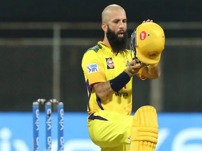 IPL 2022: సీఎస్‌కేకు ఎదురుదెబ్బ.. తొలి మ్యాచ్‌కు స్టార్ ఆల్‌రౌండర్ దూరం