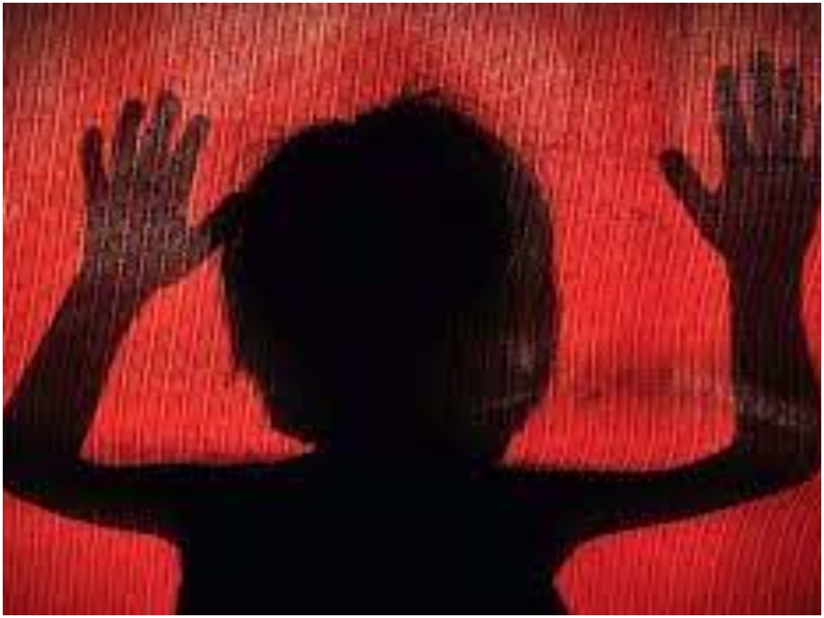 Tenth Class Student Murder: విద్యార్ధినిపై అత్యాచారం, హత్య