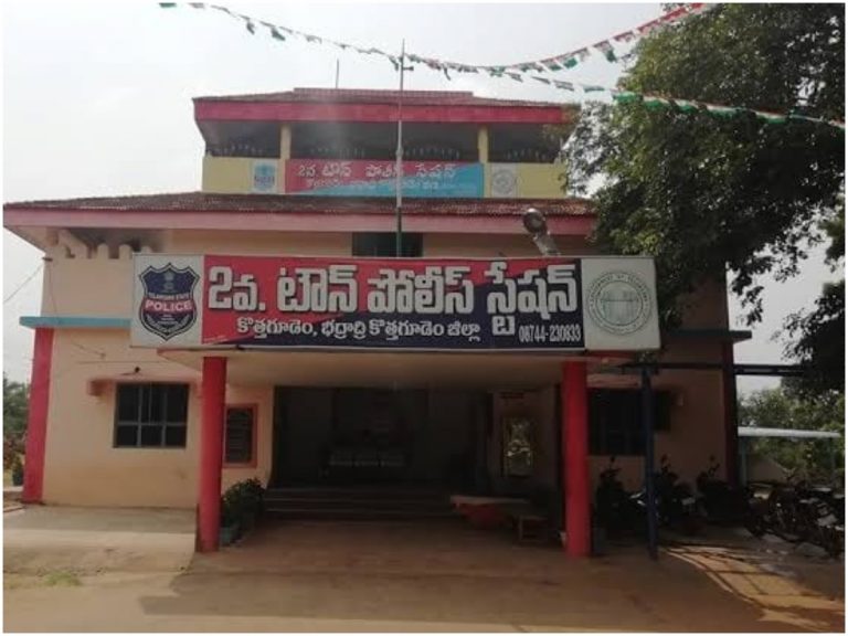 Mystery Deaths: వేటకు వెళ్ళి ఒకరు అదృశ్యం… మరొకరు ఆత్మహత్య