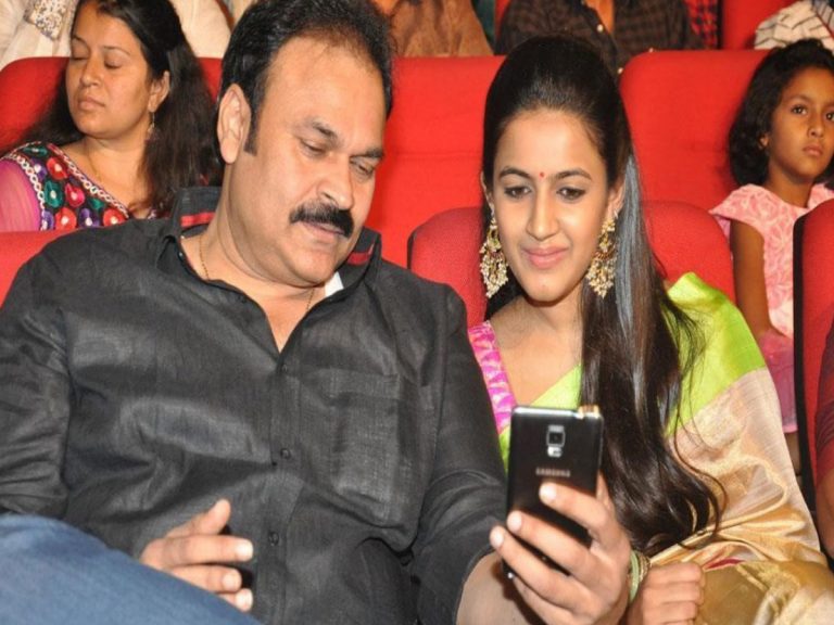 NagaBabu: నిహారిక అకౌంట్ ని డిలీట్ చేసింది నేనే.. ఆ పని చేయడంతో