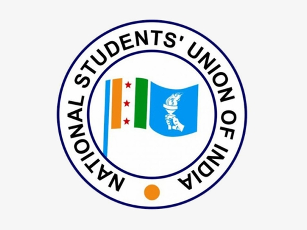 NSUI : టీఎస్పీఎస్సీ కార్యాలయం వద్ద ఉద్రిక్తత..