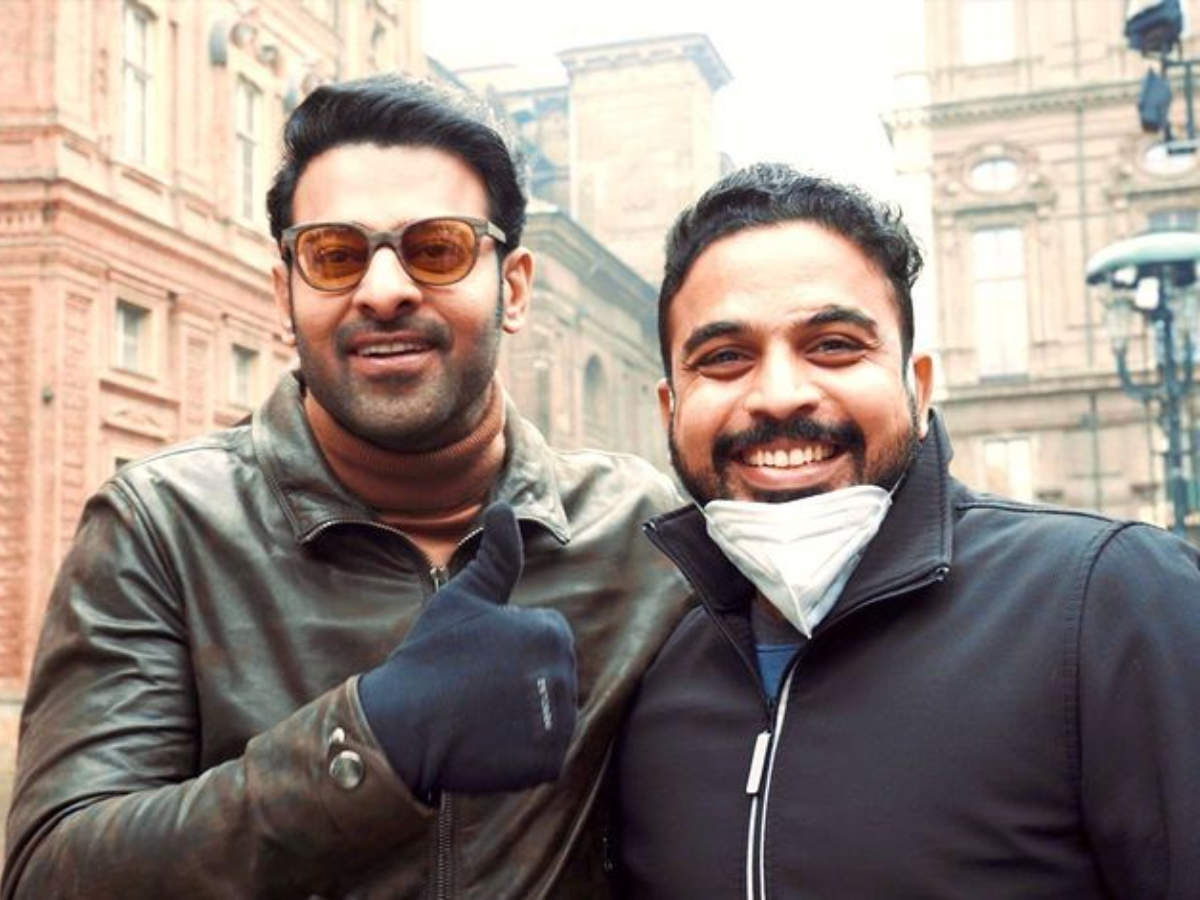 Radheshyam : బుక్ మై షోకు డైరెక్టర్ రిక్వెస్ట్