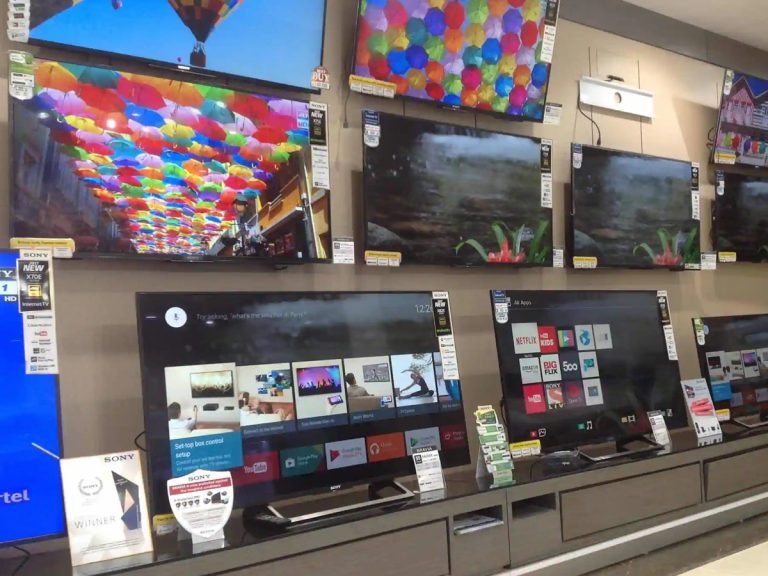 Corona effect: భారీగా పెరగనున్న టీవీలు, స్మార్ట్ ఫోన్‌ ధరలు