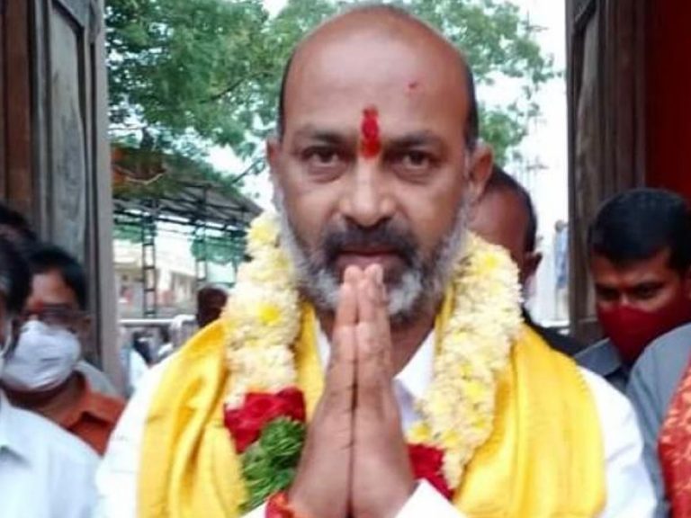 BJP: బండి సంజయ్‌ పాదయాత్ర వాయిదాపై క్లారిటీ ఇచ్చిన బీజేపీ..