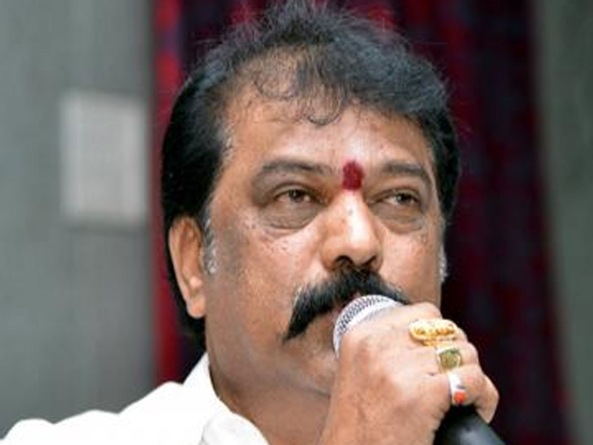 Jayaram: మా తలరాతలు మార్చేది సీఎం జగనే.. ఆదేశిస్తే కాళ్ల ముందు తల వంచి..!