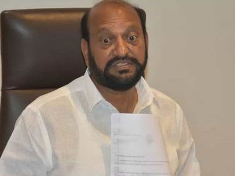 AP: జేసీ సంచలన వ్యాఖ్యలు.. వారిని సంతకాలకు మాత్రమే వాడేస్తున్నారు..!