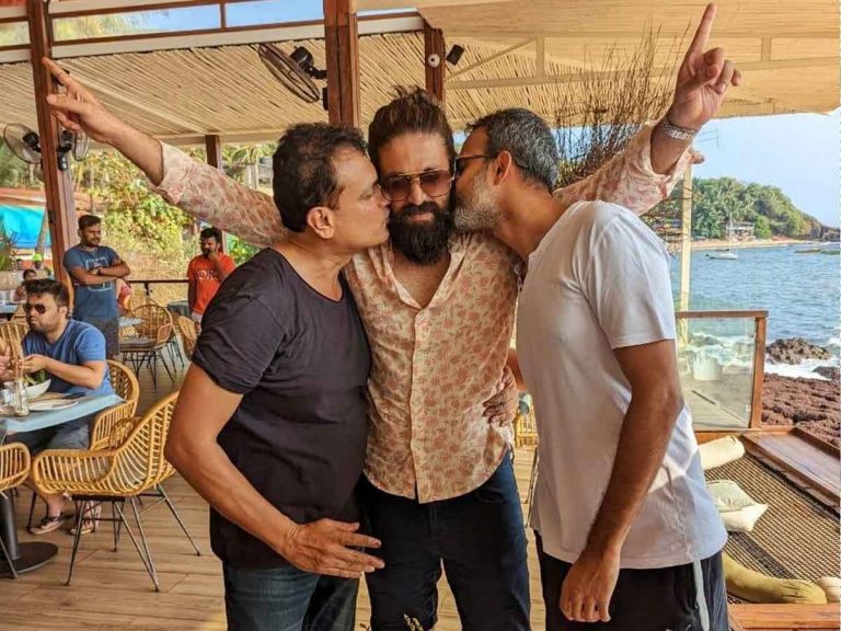 KGF 2 : టార్గెట్ కంప్లీట్… సంబరాల్లో టీం