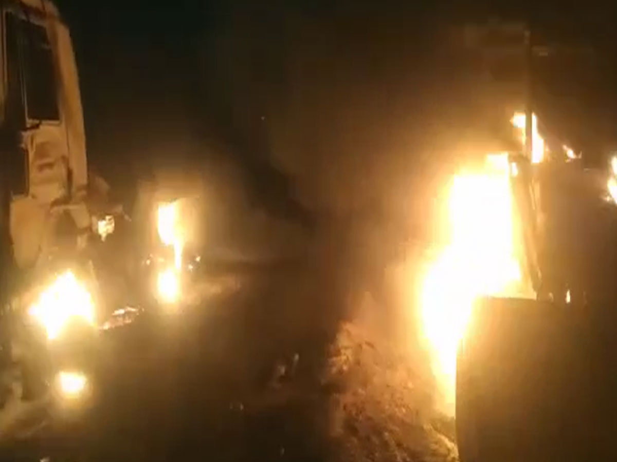 Maoists: మళ్లీ పంజా విసురుతోన్న మావోయిస్టులు.. వరుస దాడులు..!