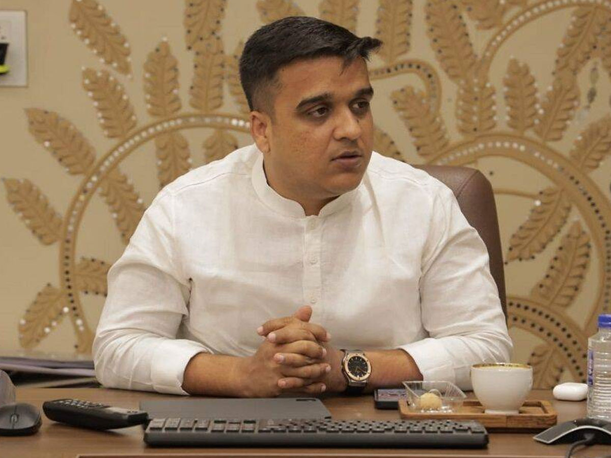 Gujarat: రేప్‌లకు మొబైల్‌ ఫోన్లే కారణం.. హోంమంత్రి…