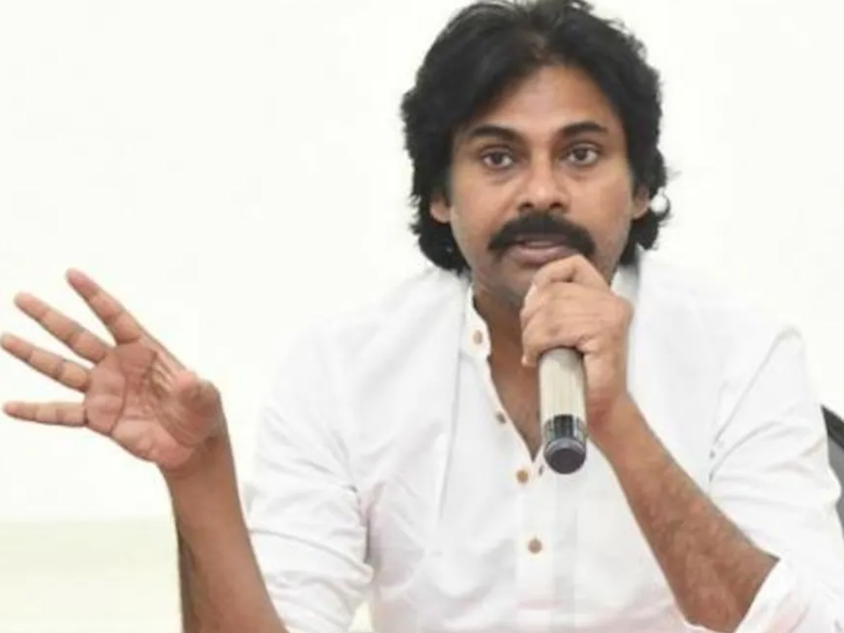 Pawan Kalyan: సీఎం కాన్వాయ్ కోసం వాహనాల స్వాధీనం ఏంటి?.. పవన్‌ కల్యాణ్‌ ఫైర్‌